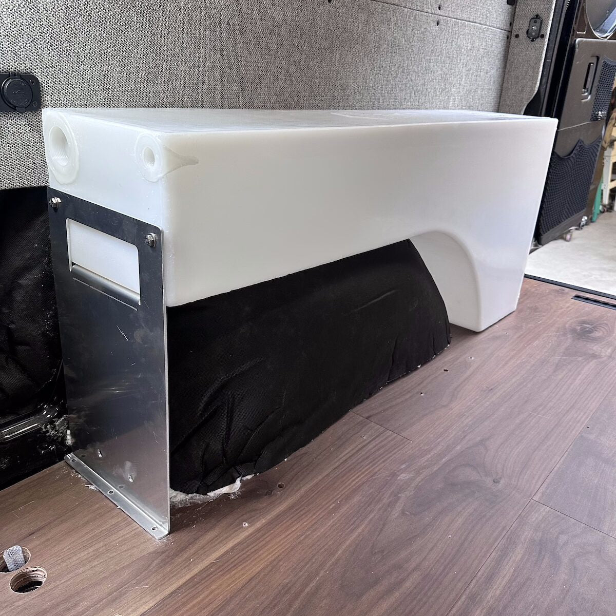 Sprinter/Transit 19 Gallon Dually Water Tank - installed on passenger side