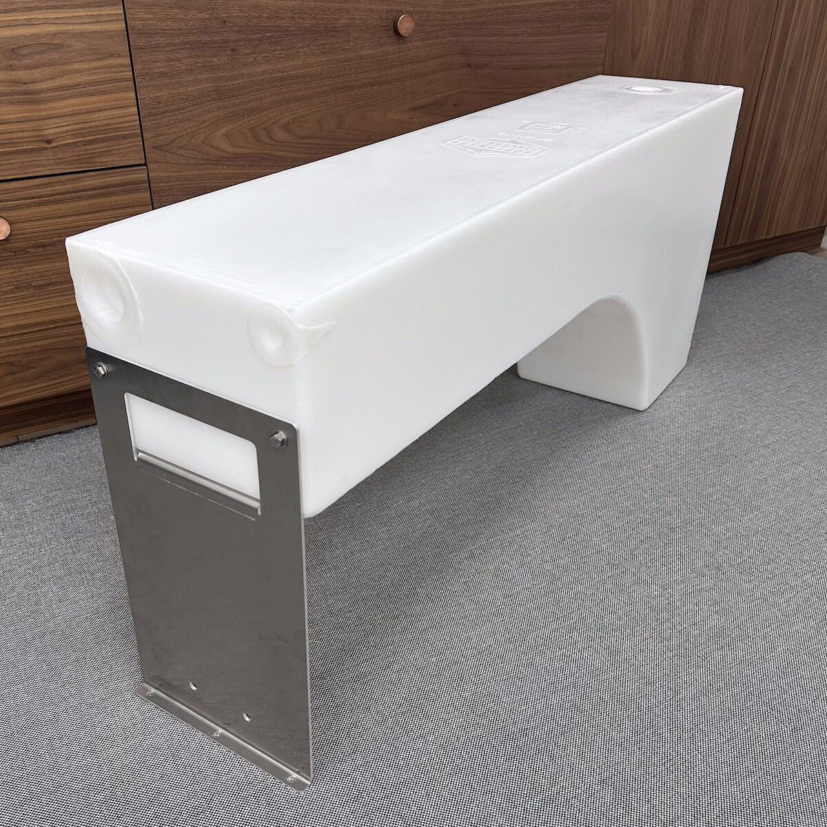 Sprinter/Transit 19 Gallon Dually Water Tank - front view